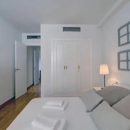 Апартаменты Casa Valentunana - Downtown - Pass The Keys *